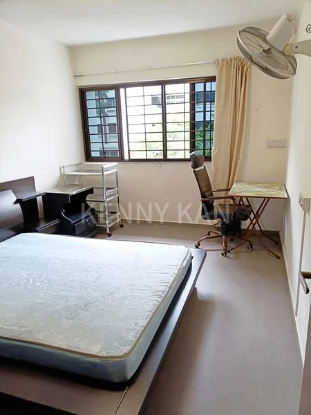Common Room (HDB) for Rent in  260 Tampines Street 21 - Image 1