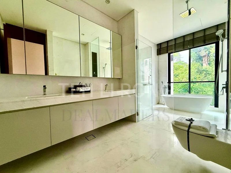 5 Bed Terraced House (Landed) for Sale in  Mount Rosie Road - Image 6