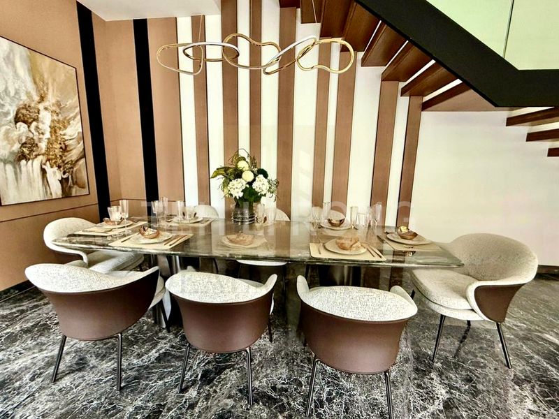 5 Bed Terraced House (Landed) for Sale in  Mount Rosie Road - Image 5