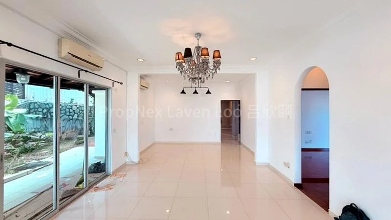 5 Bed Bungalow (Landed) for Sale around  Jalan Siap - Image 2