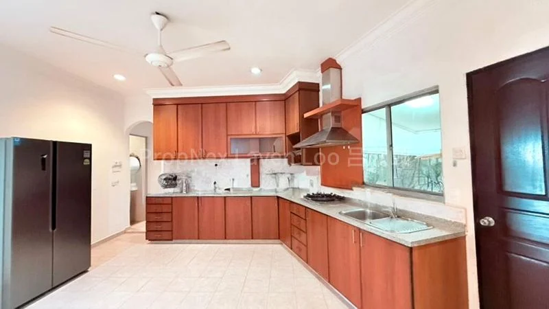 5 Bed Bungalow (Landed) for Sale around  Jalan Siap - Image 1