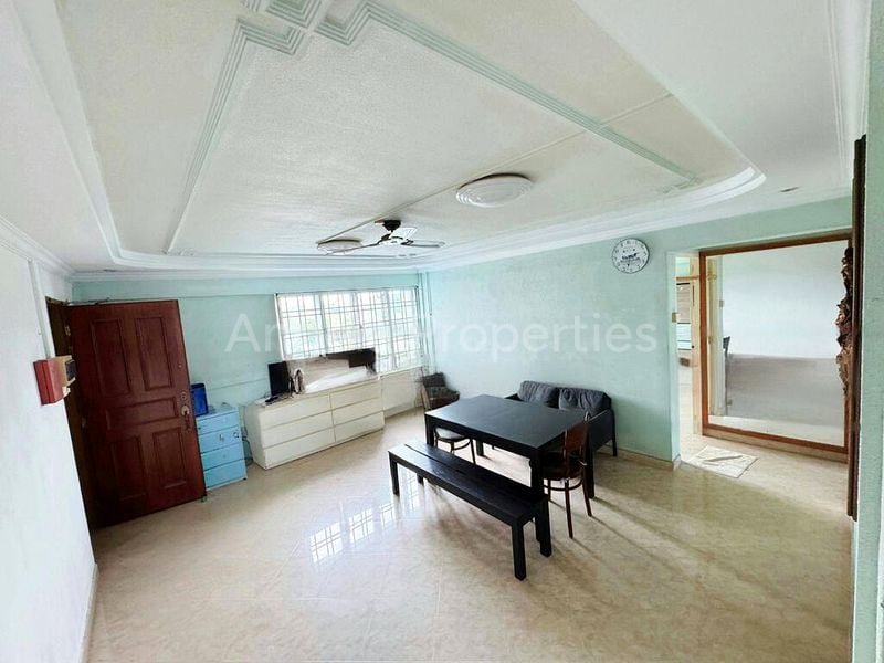 4 Room (4NG) HDB for Sale in  122 Paya Lebar Way - Image 1