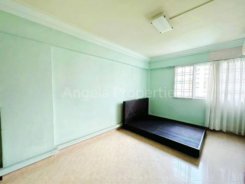 4 Room (4NG) HDB for Sale in  122 Paya Lebar Way - Image 3