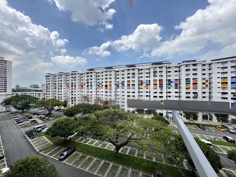 4 Room (4NG) HDB for Sale in  122 Paya Lebar Way - Image 8