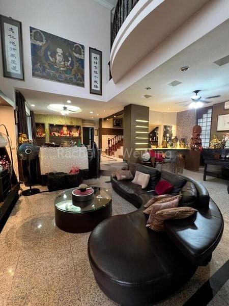 6 Bed Bungalow (Landed) for Sale in  Phoenix Heights - Image 1