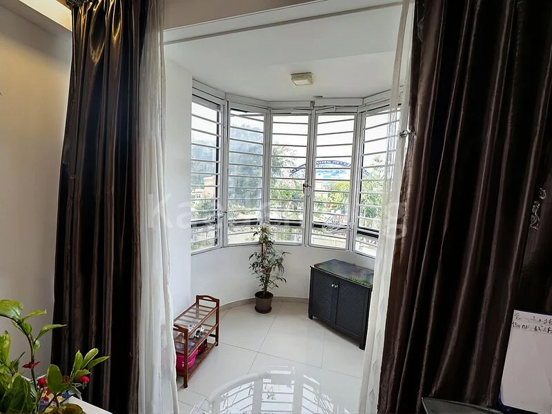 4 Room HDB for Sale in 695 Jurong West Central 1 - Image 3