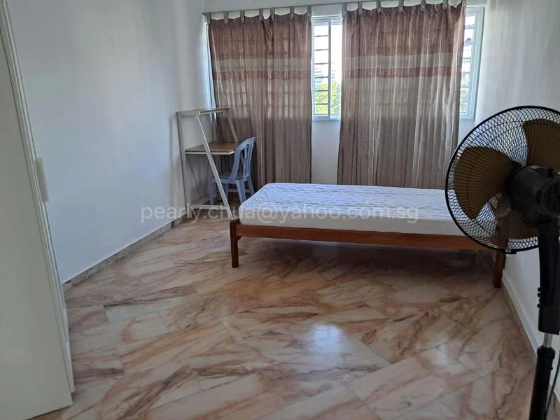 Common Room (HDB) for Rent in  116 Bukit Batok West Avenue 6 - Image 4