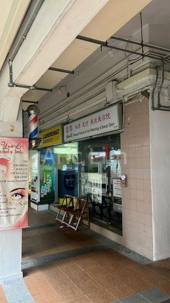 Shop / Shophouse for Rent: 164 Bukit Batok Street - Image 2