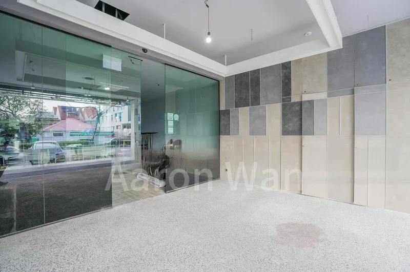 Shop / Shophouse for Rent: CHEAPEST first floor F&B! RARE find on Frankel Main Road! Immediately Available; newly renovated! - Image 1