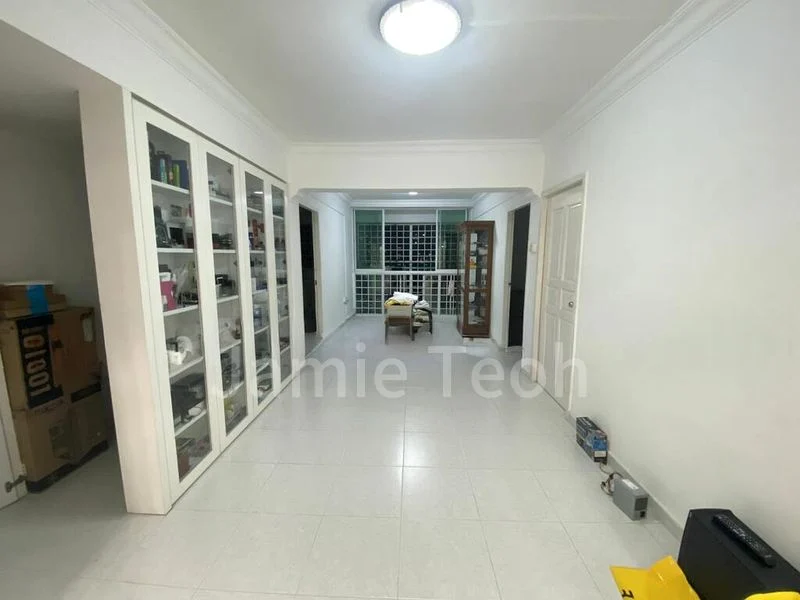 5 Room (5I) HDB for Rent in 53 Geylang Bahru - Image 1