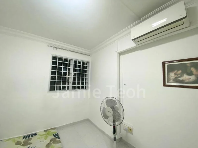5 Room (5I) HDB for Rent in 53 Geylang Bahru - Image 3