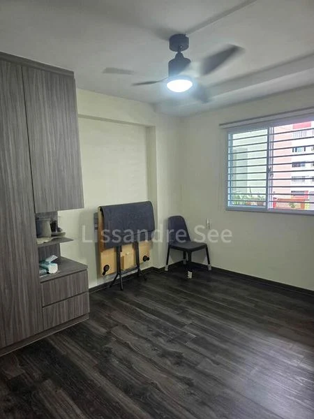Common Room (HDB) for Rent in  619 Hougang Avenue 8 - Image 4