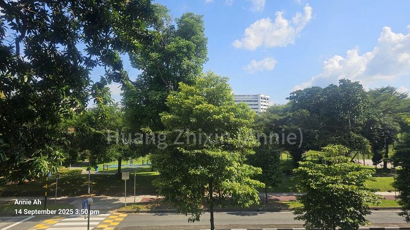 Common Room (HDB) for Rent in  737 Yishun Street 72 - Image 1