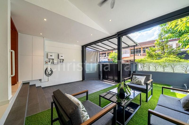 4 Bed Terraced House (Landed) for Sale around  Wolskel Road - Image 2