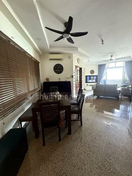 4 Bed Condo for Rent in  The Bayshore - Image 4