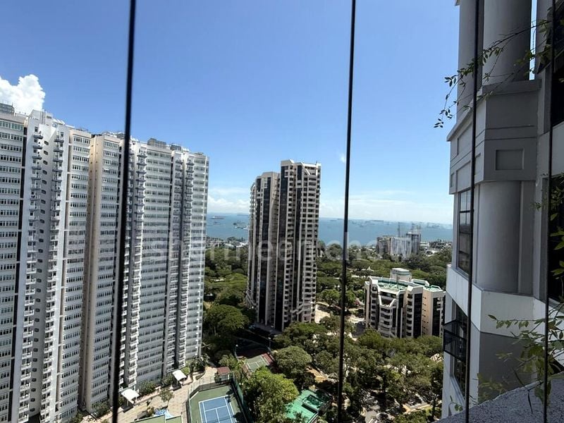 4 Bed Condo for Rent in  The Bayshore - Image 8