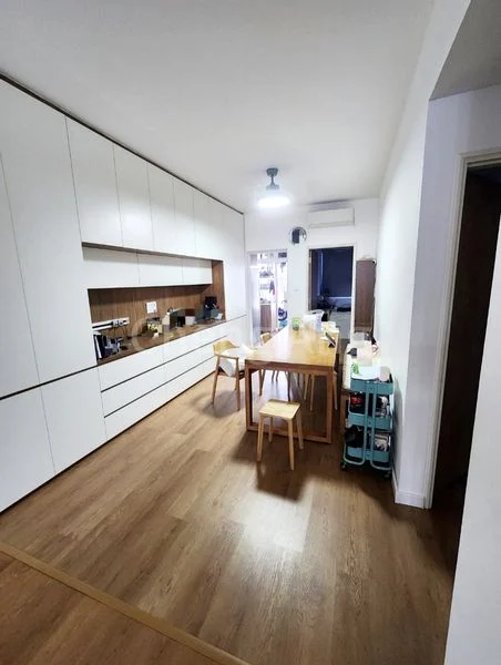 3 Bed Apartment (Condo) for Sale in  Ritz Mansion - Image 1