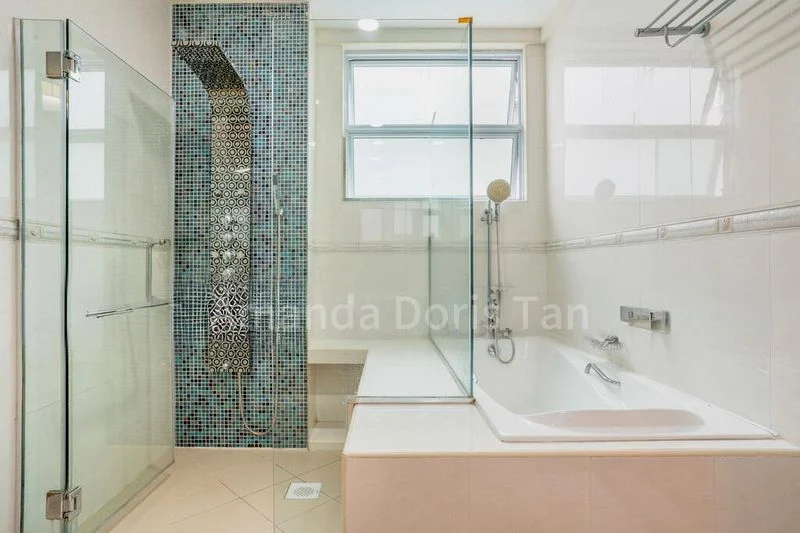 6 Bed Corner Terrace (Landed) for Sale in  Grosvenor View - Image 3