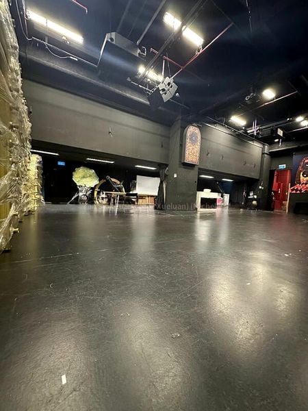 Light Industrial (B1) for Rent: Henderson Industrial Park - Image 5