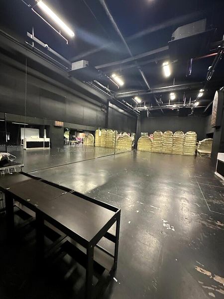 Light Industrial (B1) for Rent: Henderson Industrial Park - Image 1