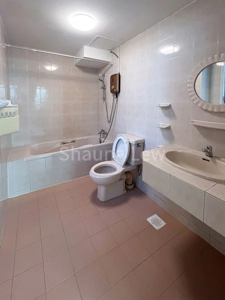 3 Bed Apartment (Condo) for Rent in 336 River Valley - Image 13