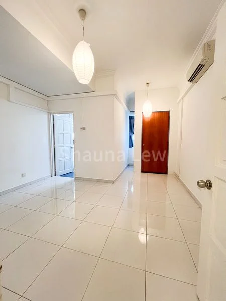 3 Bed Apartment (Condo) for Rent in 336 River Valley - Image 3