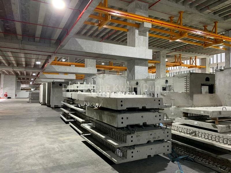 Factory / Workshop (B2) for Rent:  Overhead Cranes | 10m Ceilings | 40ft Direct Access - Image 2