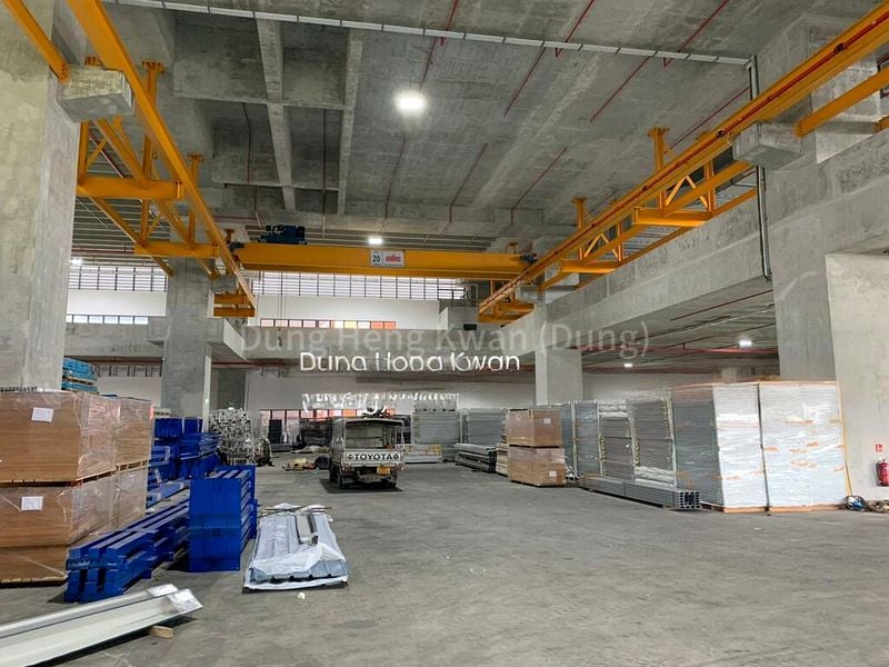 Factory / Workshop (B2) for Rent:  Overhead Cranes | 10m Ceilings | 40ft Direct Access - Image 1