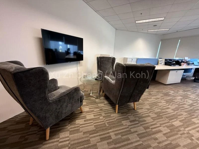 Office for Rent: Suntec City Tower - Image 1