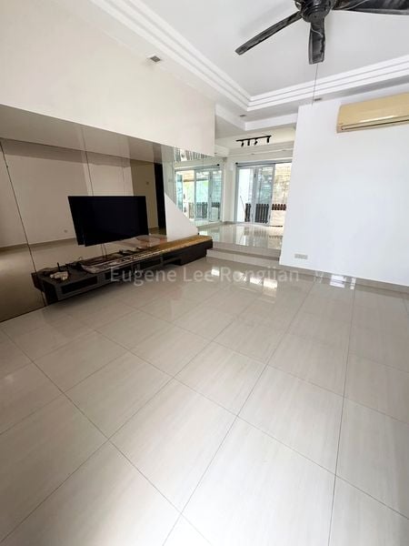 4 Bed Condo for Rent in  Loyang Townhouses - Image 7