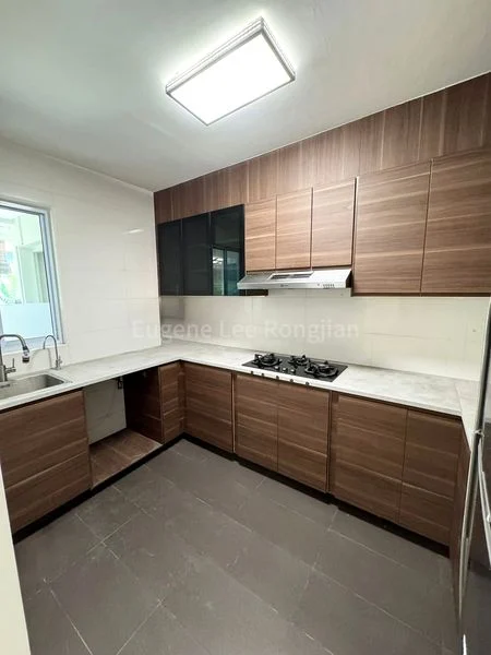 4 Bed Condo for Rent in  Loyang Townhouses - Image 5