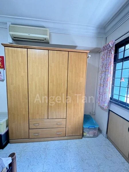 Common Room (HDB) for Rent in  733 Tampines Street 71 - Image 2