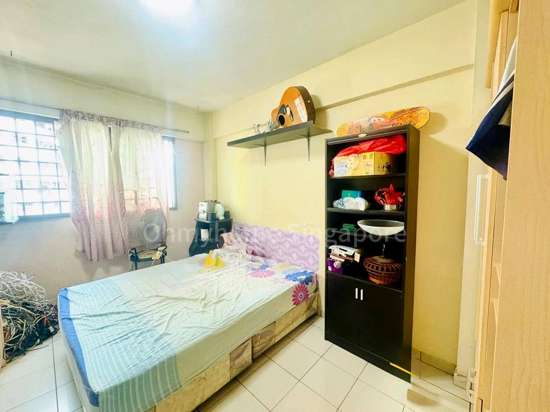 4 Room (4S) HDB for Sale in  403 Fajar Road - Image 6