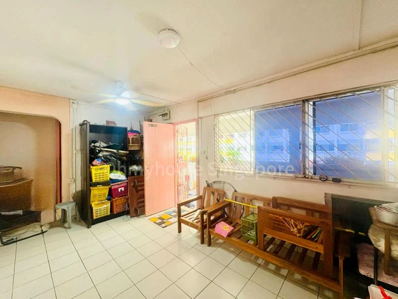 4 Room (4S) HDB for Sale in  403 Fajar Road - Image 1