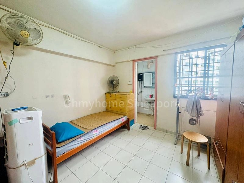4 Room (4S) HDB for Sale in  403 Fajar Road - Image 5