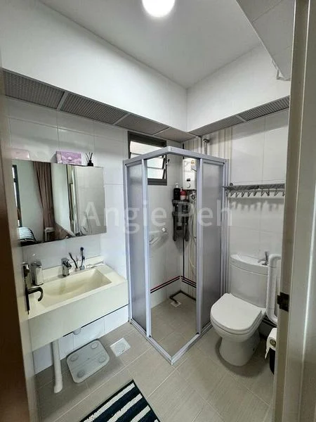 3 Room (3A) HDB for Rent in  36 Margaret Drive - Image 4