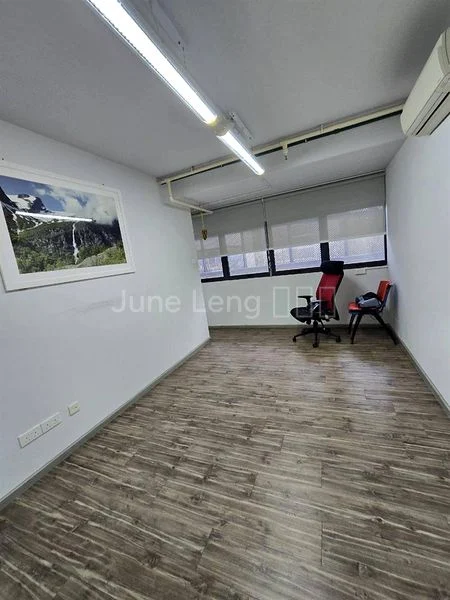 Factory / Workshop (B2) for Sale in  E9 Premium - Image 3