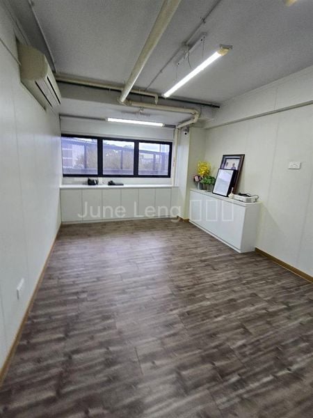 Factory / Workshop (B2) for Sale in  E9 Premium - Image 4