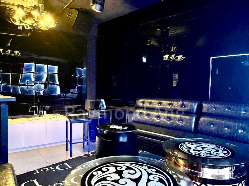 Other Retail for Rent: 530 North Bridge Road - Image 2