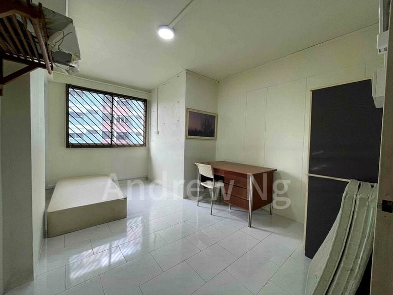 Common Room (HDB) for Rent in 430 Bukit Panjang Ring Road - Image 4