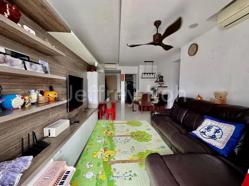 3 Bed Executive Condo for Sale in  Forestville - Image 16