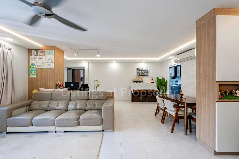 5 Room (5I) HDB for Sale in 648B Jurong West Street 61 - Image 3