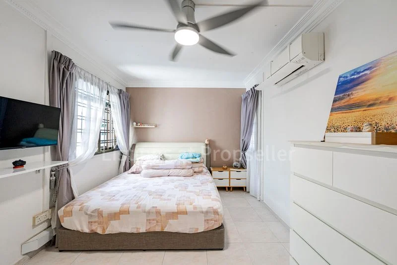 5 Room (5I) HDB for Sale in 648B Jurong West Street 61 - Image 7