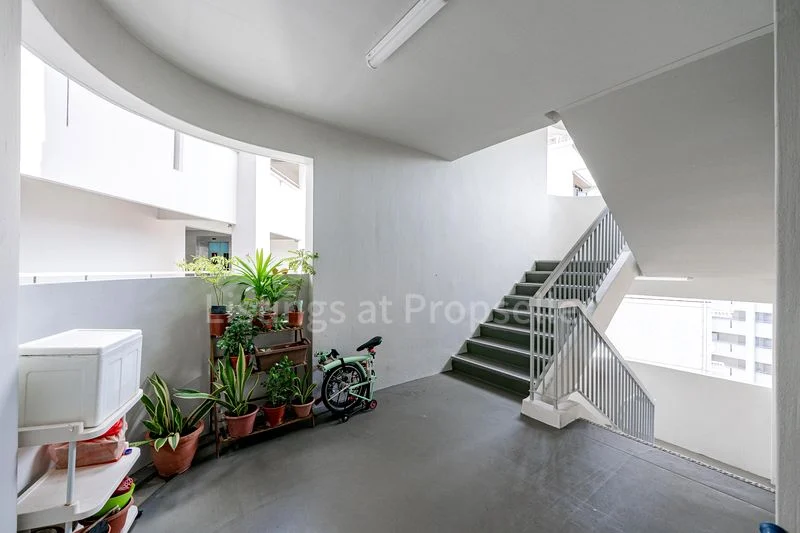 5 Room (5I) HDB for Sale in 648B Jurong West Street 61 - Image 11