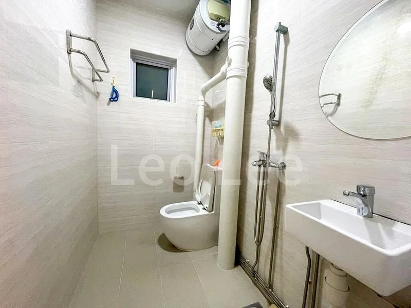 Common Room (HDB) for Rent in  260 Bukit Batok East Avenue 4 - Image 3