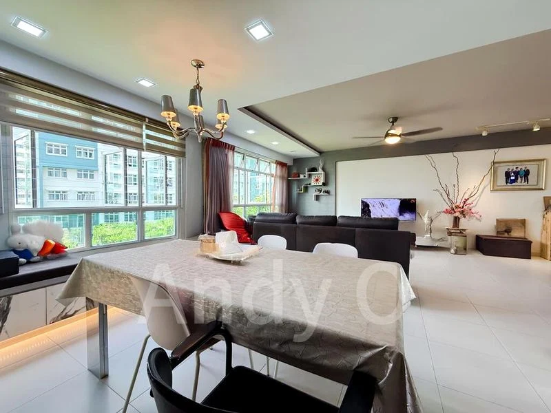5 Room (5I) HDB for Sale in  318C Yishun Avenue 9 - Image 2