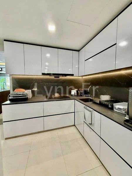 3 Bed Condo for Sale in Sixth Avenue Ville - Image 1