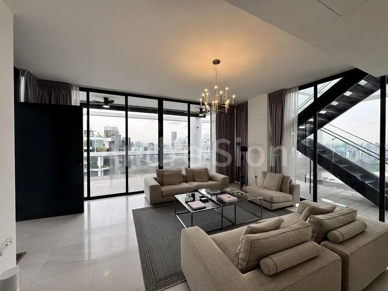 5 Bed Condo for Rent in  Skyline 360 @ Saint Thomas Walk - Image 1