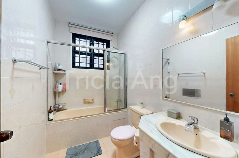 4 Bed Semi-Detached House (Landed) for Sale in  Saraca Gardens - Image 4