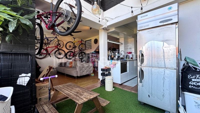 Maisonette HDB for Sale in  446 Hougang Avenue 8 - Image 7